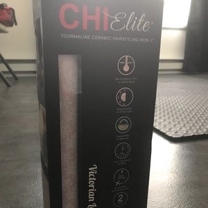 New CHI straightener w/ pouch UNOPENED